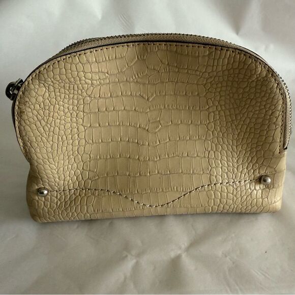 Rebecca Minkoff Beige Embossed Croc Crossbody Handbag with Silver Tone Hardware - Picture 11 of 14